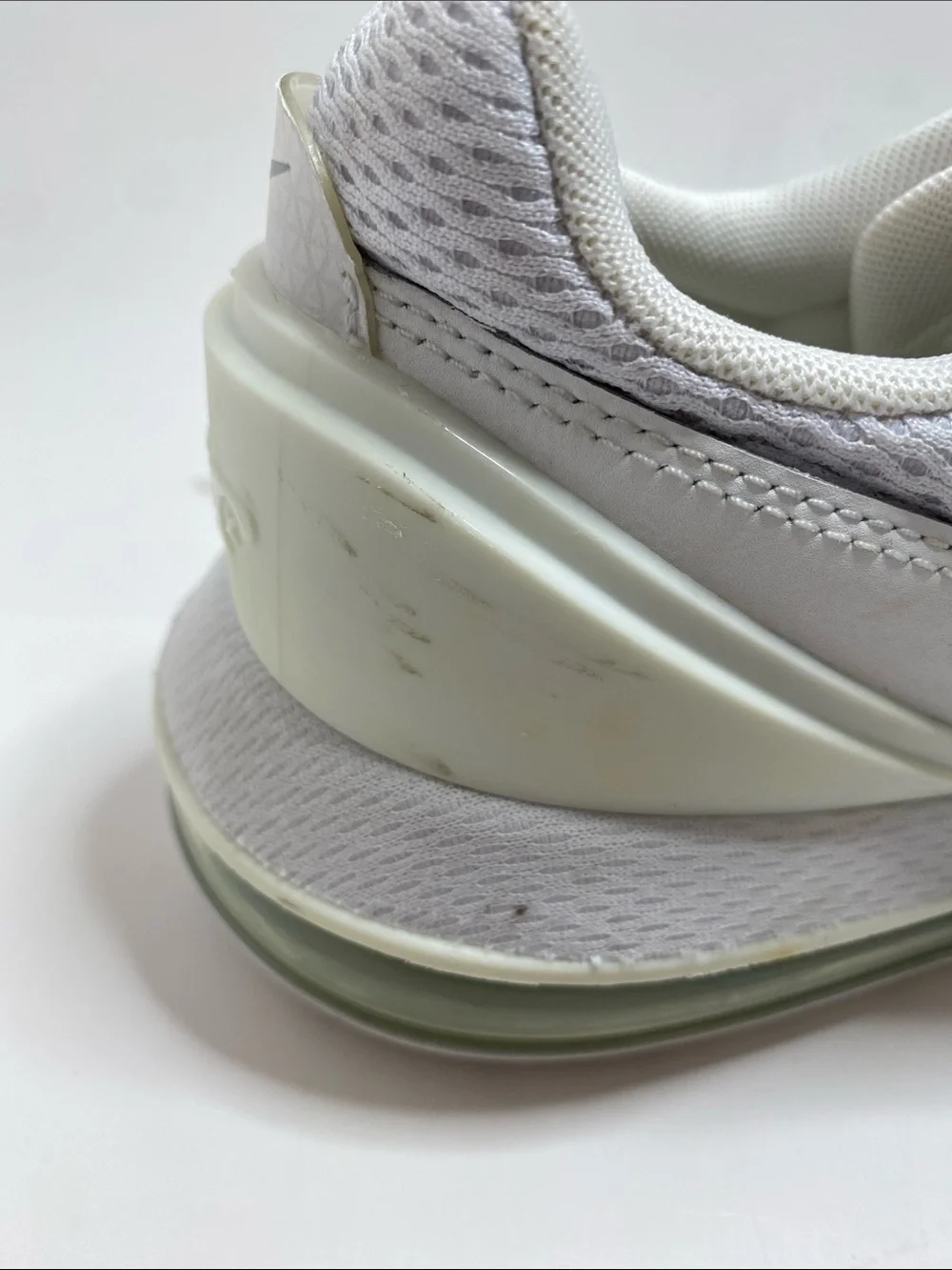 Nike Women's White Mesh Air Max Pulse Sneakers Size 9